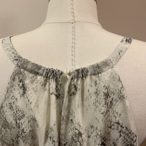 𝅺BANANA Republic Patterned Halter Dress size 10. No belt - Picture 8 of 10